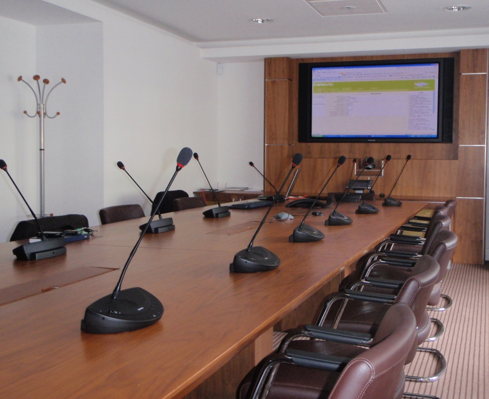 Conference room communication system